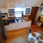 Caloroczny Nad Jeziorem Budzislawskim, Wielkopolska Na Wynajem شقة Anastazewo