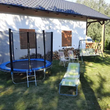 Апартаменты Caloroczny Nad Jeziorem Budzislawskim, Wielkopolska Na Wynajem