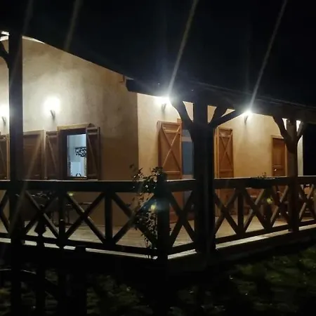 Апартаменты Caloroczny Nad Jeziorem Budzislawskim, Wielkopolska Na Wynajem *